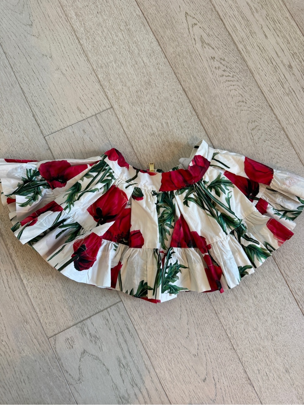 Girls Dolce & Gabbana Floral Tiered Mini Skirt - White with Red Poppy size 2